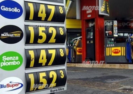 Prezzi carburanti: (quasi) addio alla terza cifra decimale Prezzi carburanti: (quasi) addio alla terza cifra decimale