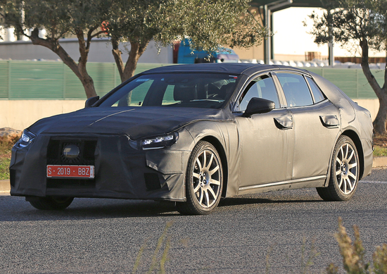 Lexus LS 2018: le foto spia della quinta generazione Lexus LS 2018: le foto spia della quinta generazione