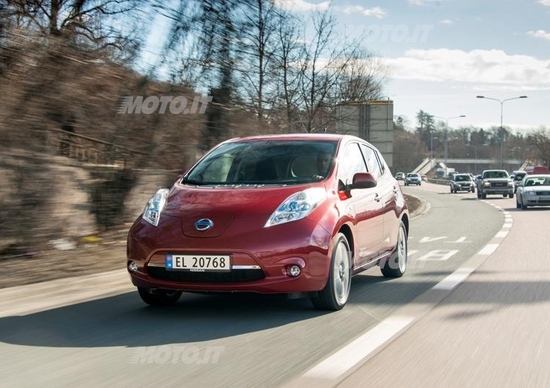 Nissan Leaf: 10.000 unità vendute in Europa Nissan Leaf: 10.000 unità vendute in Europa