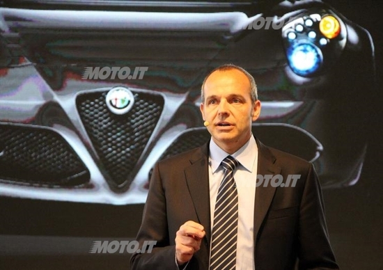 Vignon: «L'Alfa Romeo 4C è progettata in funzione dell'emozione di guida» Vignon: «L'Alfa Romeo 4C è progettata in funzione dell'emozione di guida»