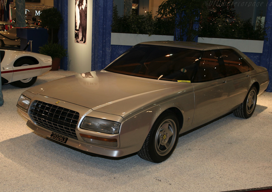 Stile Pininfarina, le riflessioni sul Talk Show a Torino Stile Pininfarina, le riflessioni sul Talk Show a Torino