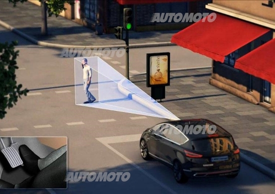 Ford: nel prossimo futuro tecnologie volte a salvare vite e semplificare l'uso dell'auto Ford: nel prossimo futuro tecnologie volte a salvare vite e semplificare l'uso dell'auto