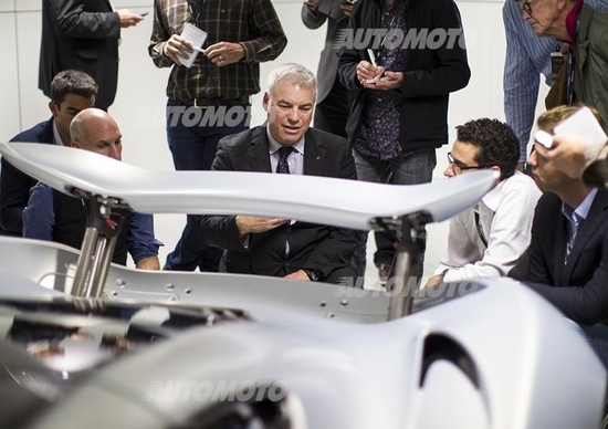 Stephenson, McLaren: «Il pensiero di andare oltre la F1 ci rendeva nervosi. Ma con la P1 ci siamo superati» Stephenson, McLaren: «Il pensiero di andare oltre la F1 ci rendeva nervosi. Ma con la P1 ci siamo superati»