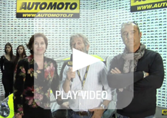 Nico Cereghini, Paola Trotta (Opel), Aldo Drudi e la Adam di Valentino Nico Cereghini, Paola Trotta (Opel), Aldo Drudi e la Adam di Valentino