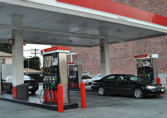 2013: il Fisco incassa 1 miliardo in meno dai carburanti. La colpa? Troppe tasse 2013: il Fisco incassa 1 miliardo in meno dai carburanti. La colpa? Troppe tasse