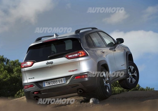 Nuova Jeep Cherokee: ecco la versione per l'Europa Nuova Jeep Cherokee: ecco la versione per l'Europa