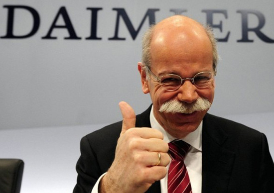 Zetsche: «Daimler: un 2013 record grazie ad una crescita in tutti i settori» Zetsche: «Daimler: un 2013 record grazie ad una crescita in tutti i settori»