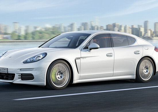 Porsche Panamera S E-Hybrid Porsche Panamera S E-Hybrid