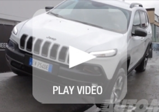 Nuova Jeep Cherokee: la nostra prova in off-road estremo Nuova Jeep Cherokee: la nostra prova in off-road estremo