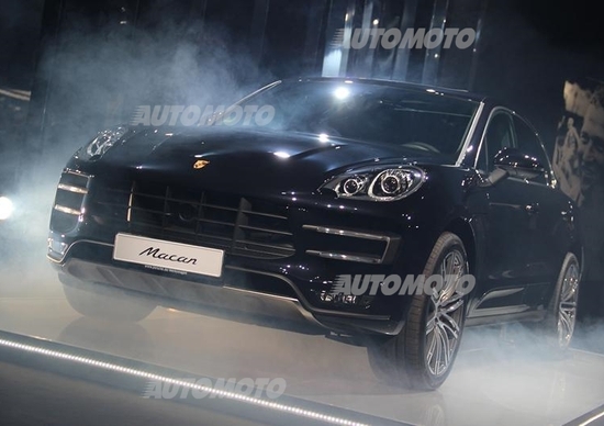 Porsche Macan arriva in Italia: eccola in anteprima a Milano Porsche Macan arriva in Italia: eccola in anteprima a Milano