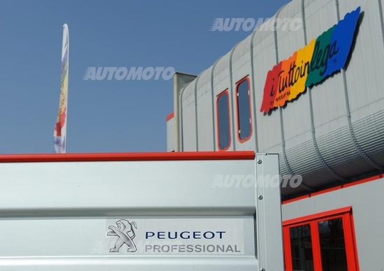 Peugeot e Onnicar insieme per l'allestimento dei veicoli commerciali Peugeot e Onnicar insieme per l'allestimento dei veicoli commerciali