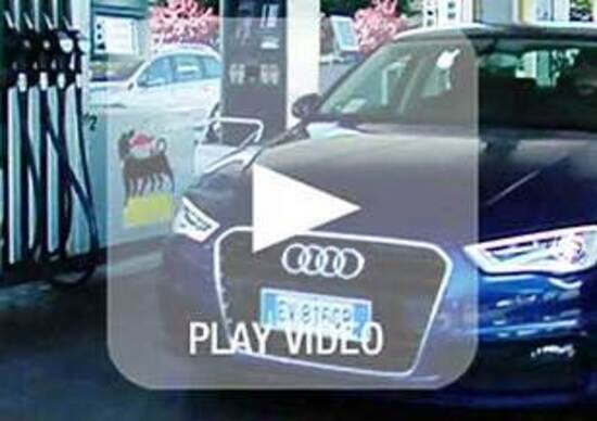 Audi A3 g-tron: nessun limite, il pieno di metano diventa self-service Audi A3 g-tron: nessun limite, il pieno di metano diventa self-service