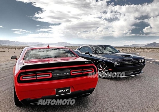 Dodge Challenger SRT e Challenger SRT Hellcat: fate largo ai V8 Dodge Challenger SRT e Challenger SRT Hellcat: fate largo ai V8