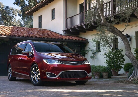 FCA a Las Vegas: Uconnect 4.0 e forse una Pacifica elettrica FCA a Las Vegas: Uconnect 4.0 e forse una Pacifica elettrica