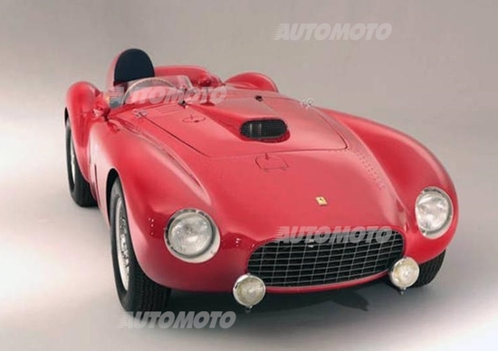 Ferrari 375-Plus del 1954: battuta all'asta per cifra record di 13,5 milioni Ferrari 375-Plus del 1954: battuta all'asta per cifra record di 13,5 milioni