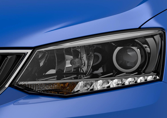 Nuova Skoda Fabia: un teaser ne anticipa il faro Nuova Skoda Fabia: un teaser ne anticipa il faro