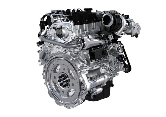 Jaguar XE, nuovi propulsori diesel Ingenium: alta tecnologia Jaguar XE, nuovi propulsori diesel Ingenium: alta tecnologia