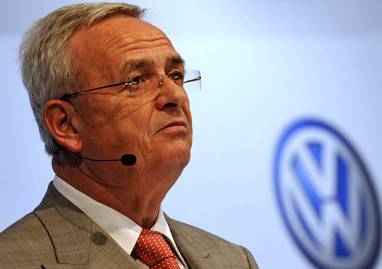 VW, bufera sui diesel USA: rischio maxi-multa da 18 mld e stop alle vendite VW, bufera sui diesel USA: rischio maxi-multa da 18 mld e stop alle vendite