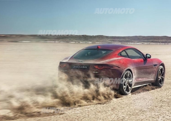 Jaguar F-Type R AWD: con la trazione integrale si incolla a terra Jaguar F-Type R AWD: con la trazione integrale si incolla a terra