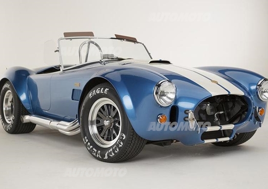 Shelby: ecco la splendida Cobra 427 per i 50 anni del marchio americano Shelby: ecco la splendida Cobra 427 per i 50 anni del marchio americano