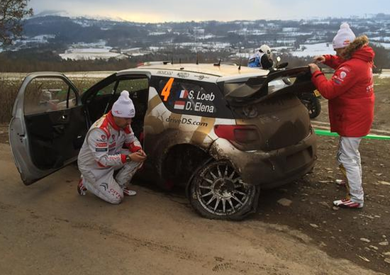 WRC Montecarlo, Loeb distrugge una sospensione. Fine del sogno? WRC Montecarlo, Loeb distrugge una sospensione. Fine del sogno?