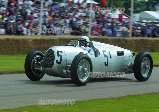La storia delle Auto Union da corsa: quattro anelli in Gran Premio La storia delle Auto Union da corsa: quattro anelli in Gran Premio