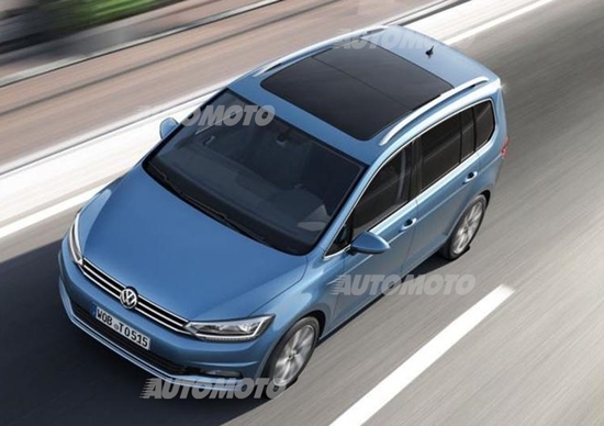 Nuova Volkswagen Touran: la sette posti cresce di 13 cm Nuova Volkswagen Touran: la sette posti cresce di 13 cm