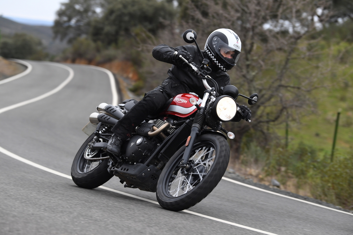 Prova Triumph Bonneville Street Scrambler 2017 - Prove - Moto.it
