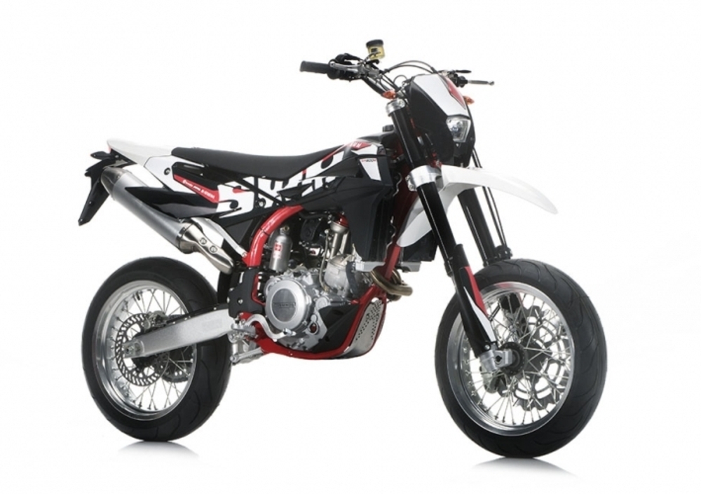 swm-sm-500-r-2017-prezzo-e-scheda-tecnica-moto-it