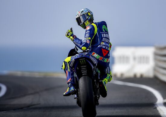 Test MotoGP. Day 2. Rossi: “Sarà dura battere Viñales” Test MotoGP. Day 2. Rossi: “Sarà dura battere Viñales”