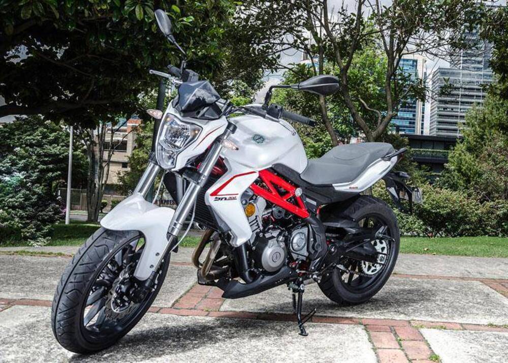 Vendo Benelli BN 302 (2014 16) nuova a Montebelluna (codice 6703343) Moto.it Vendo Benelli BN 302 (2014 16) nuova a Montebelluna (codice 6703343) Moto.it