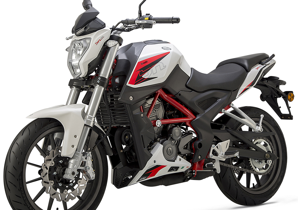 Benelli BN 251 (2017 20), prezzo e scheda tecnica Moto.it Benelli BN 251 (2017 20), prezzo e scheda tecnica Moto.it