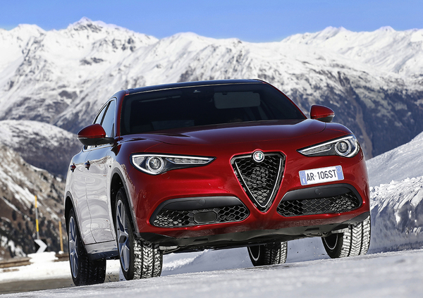 Alfa romeo stelvio allestimenti