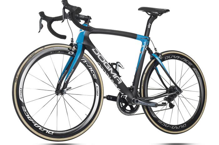 Pinarello Dogma K8-S, tecnologia Jaguar al Giro delle Fiandre - News -  Automoto.it