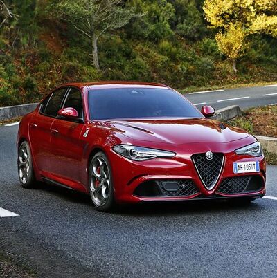 Alfa Romeo Giulia 2 0 Turbo 280 Cv At8 Awd Q4 Veloce 11
