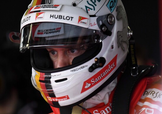 F1, GP Bahrain 2017: caschi, questione di particolari F1, GP Bahrain 2017: caschi, questione di particolari