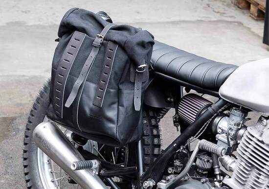 Lo zaino da moto fighetto Lo zaino da moto fighetto